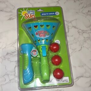 NWT Pop 'N Catch Game Backyard, Beach, Tailgate, Kids Launcher Basket Pop & Go